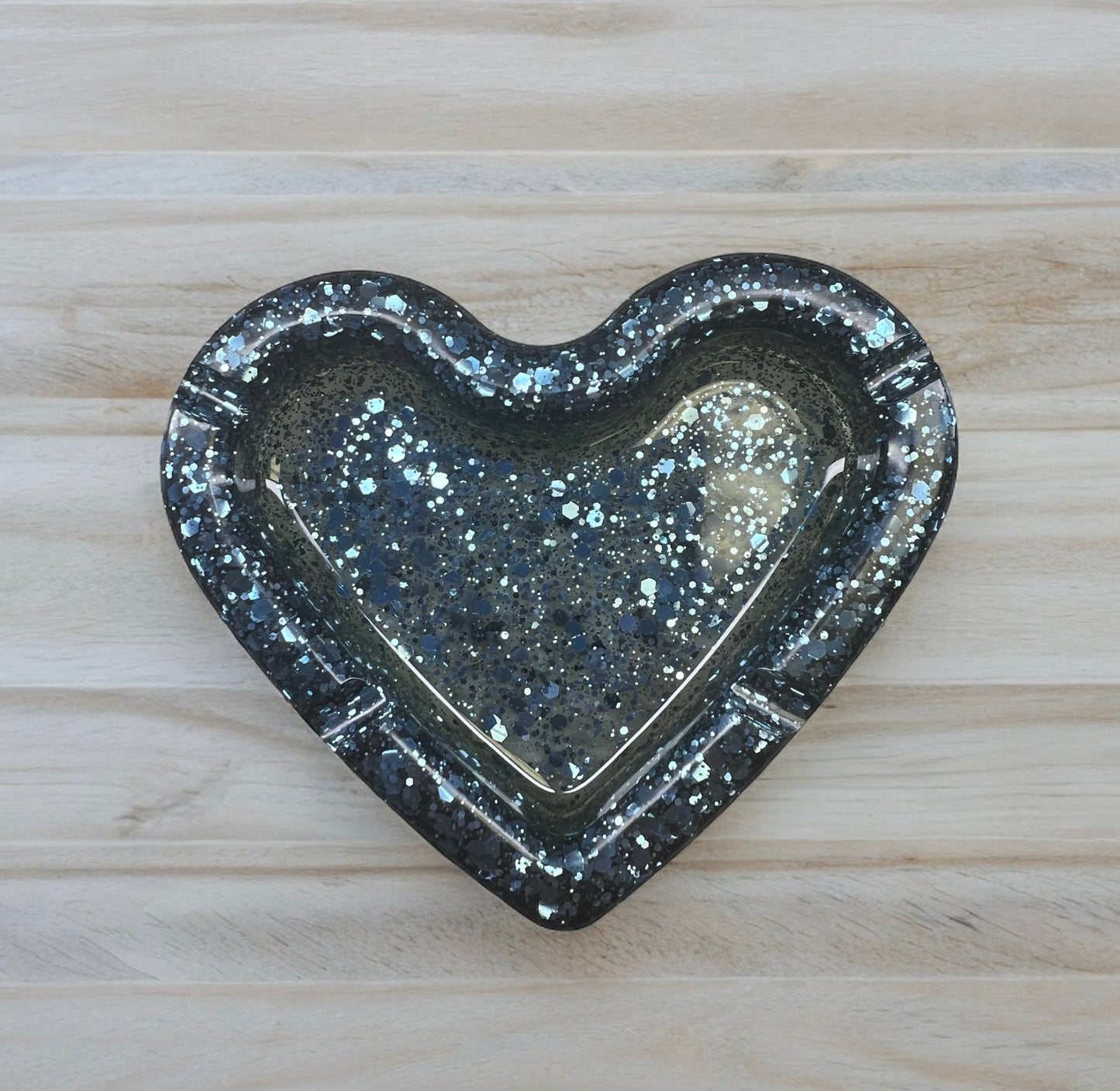 Heart Ashtray/Tool Rest Resin Pieces - Resin - Double Dipp'd Dip Powder