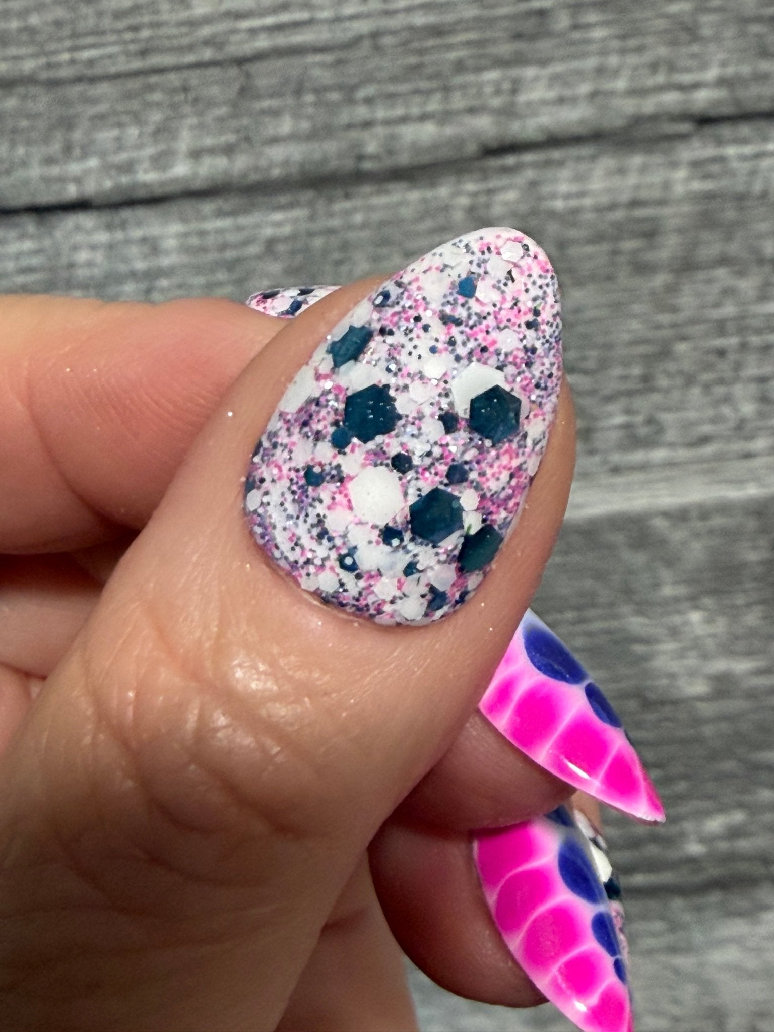 Monthly Muse 5/26 - 55 in a 20 Dip Powder - Dip Powder - Double Dipp'd Dip Powder