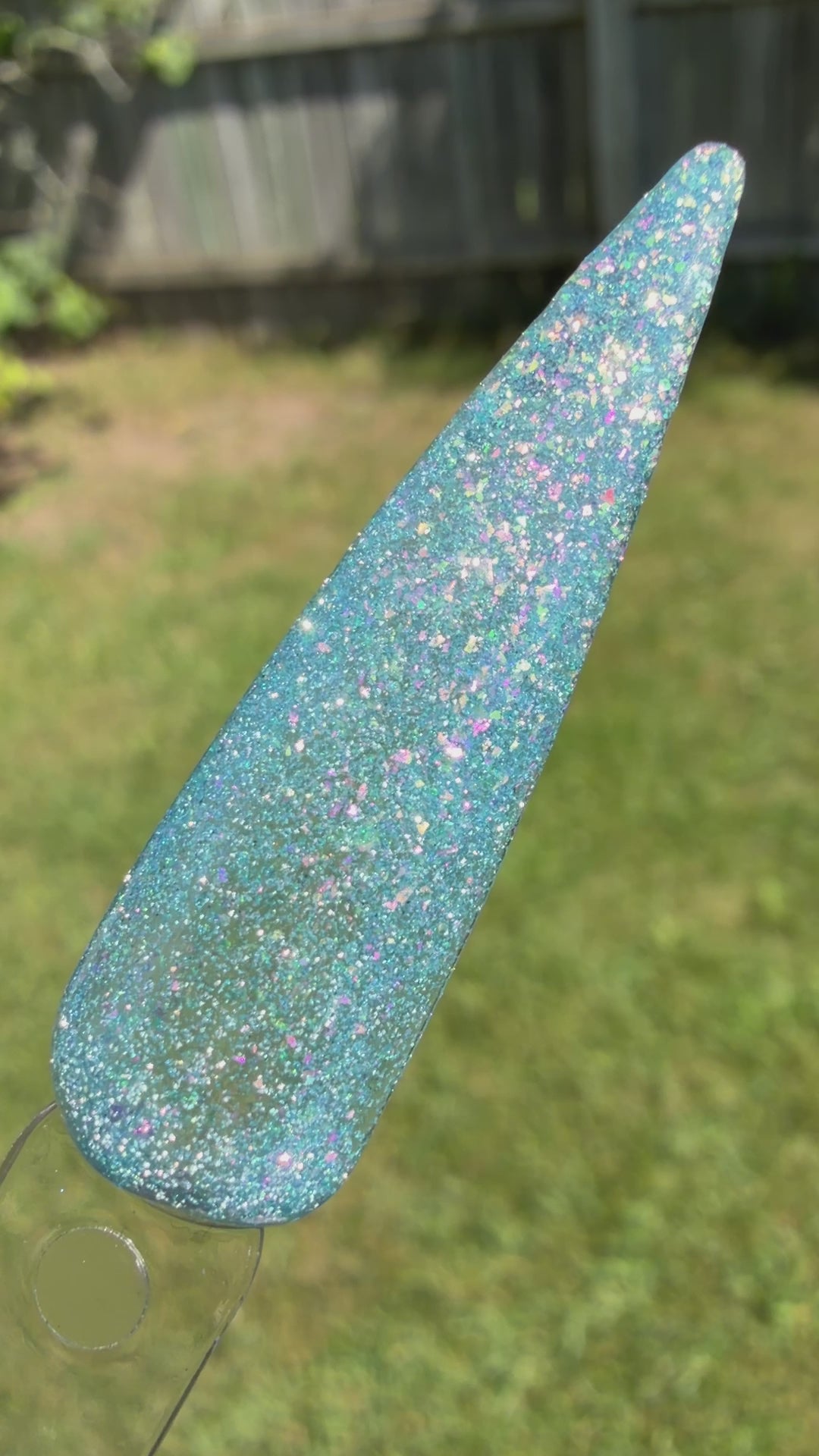 Load video: Fantasy Life Reflective Gel Polish