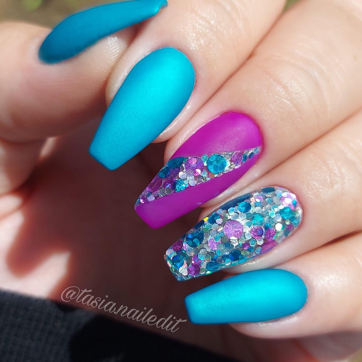 Royalty in Disguise - Double Dipp'd Dip Powder