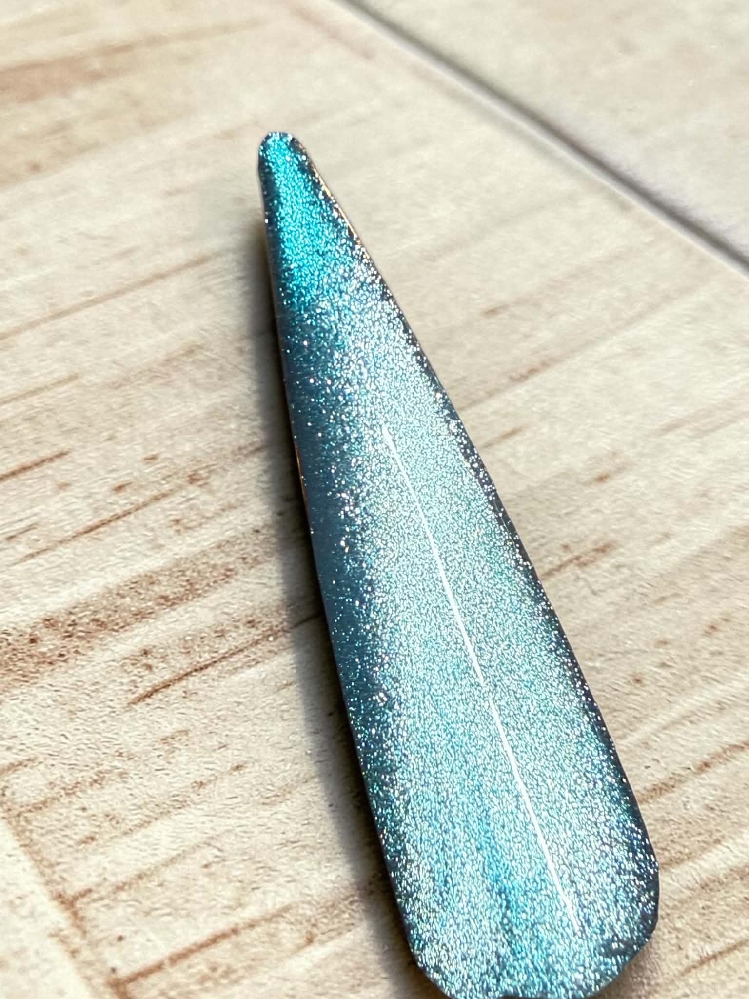 Underworld Cat Eye Gel Polish - Gel Polish - Double Dipp'd Dip Powder
