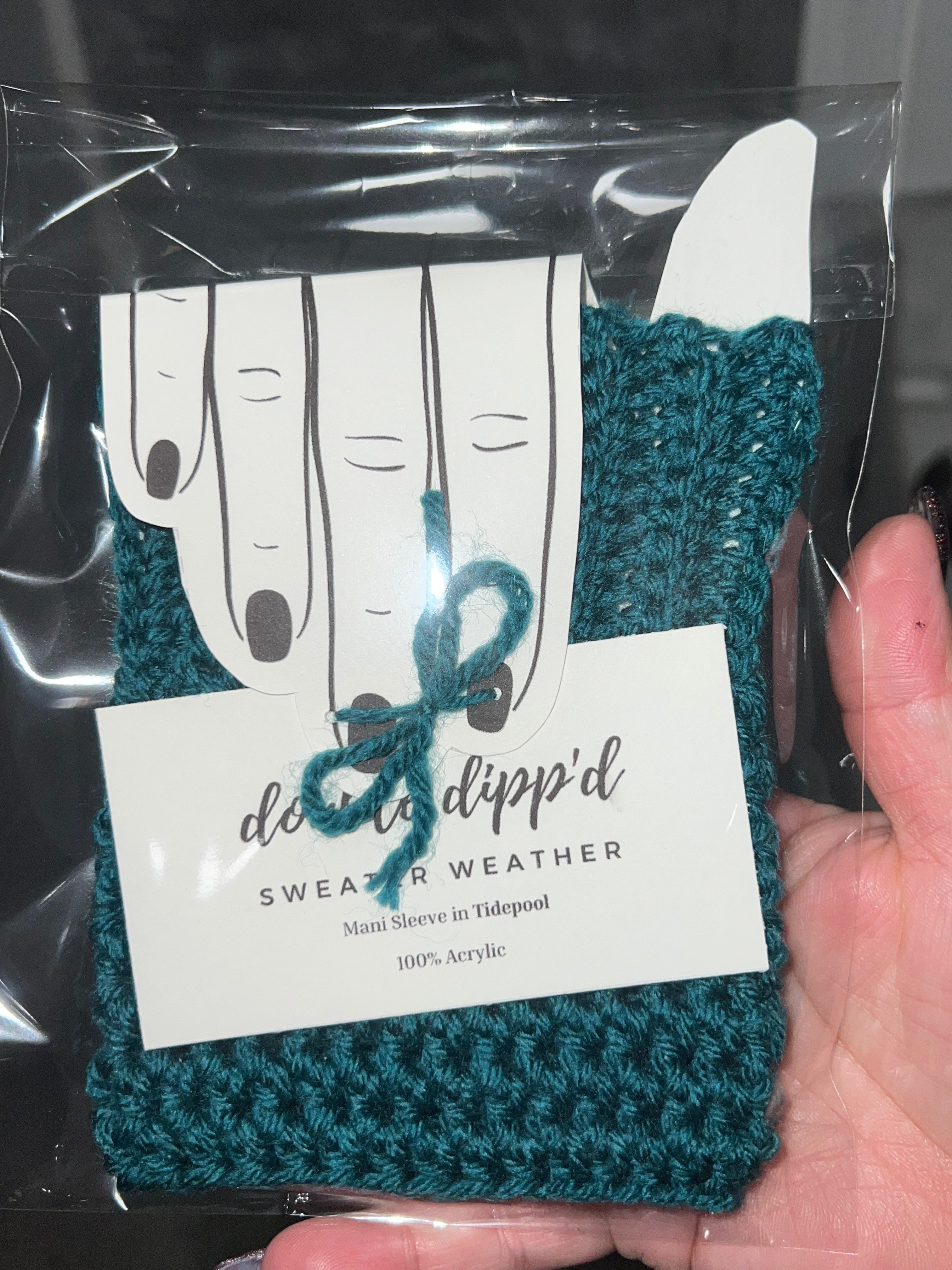 Mani Sleeve (Single)